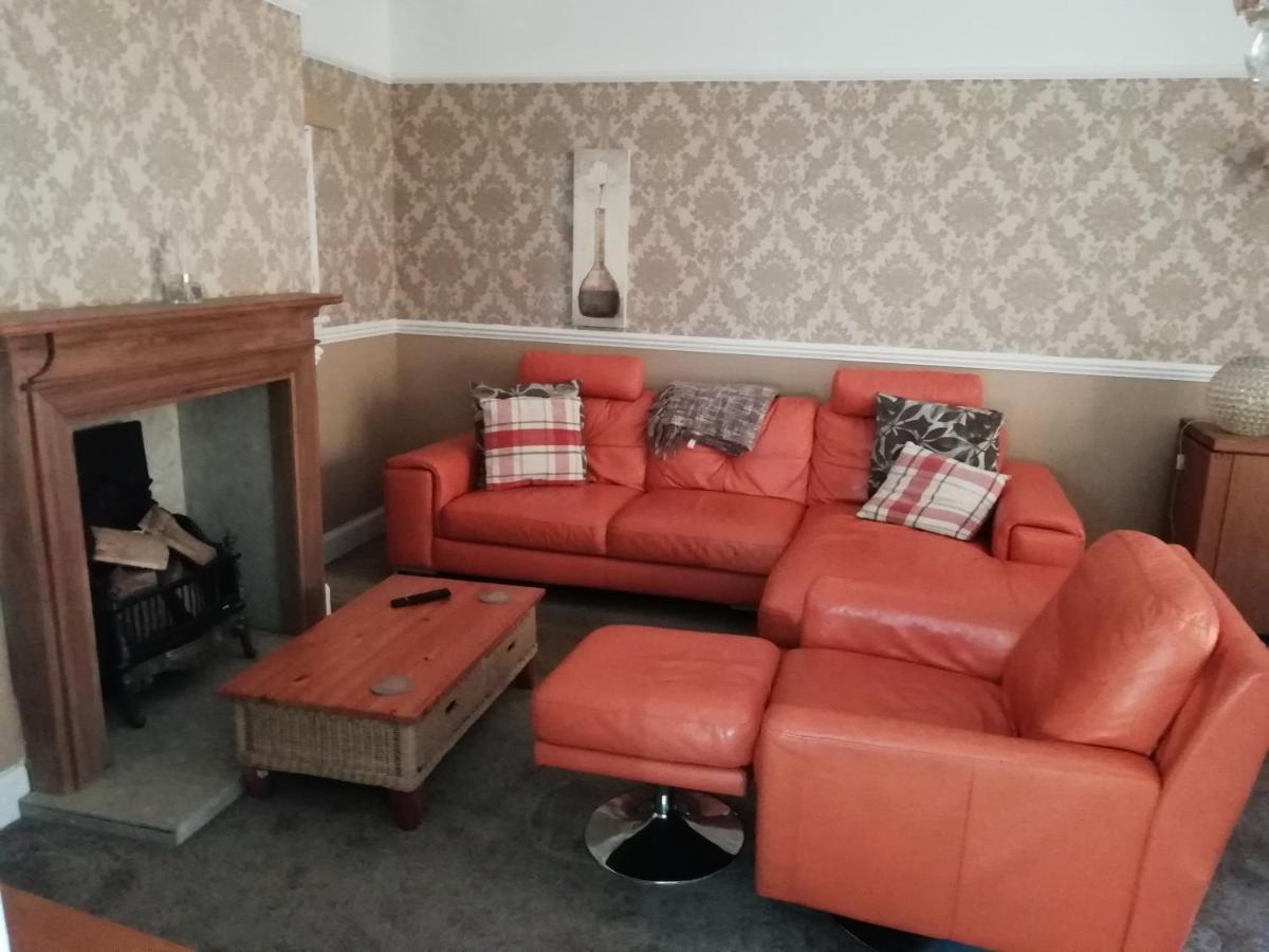Carvetii - Halite House - 3 Bed House Sleeps Up To 5 People Lejlighed Tillicoultry Eksteriør billede