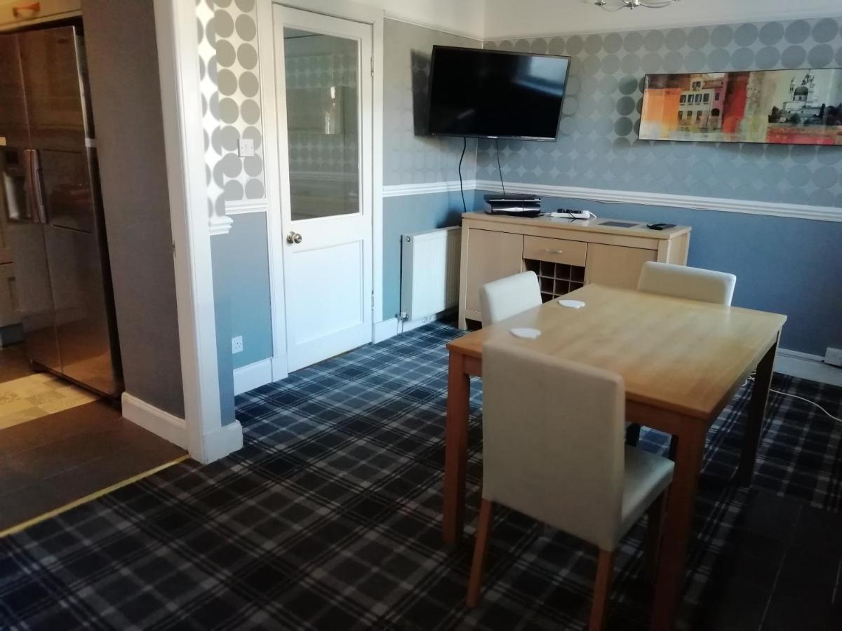 Carvetii - Halite House - 3 Bed House Sleeps Up To 5 People Lejlighed Tillicoultry Eksteriør billede
